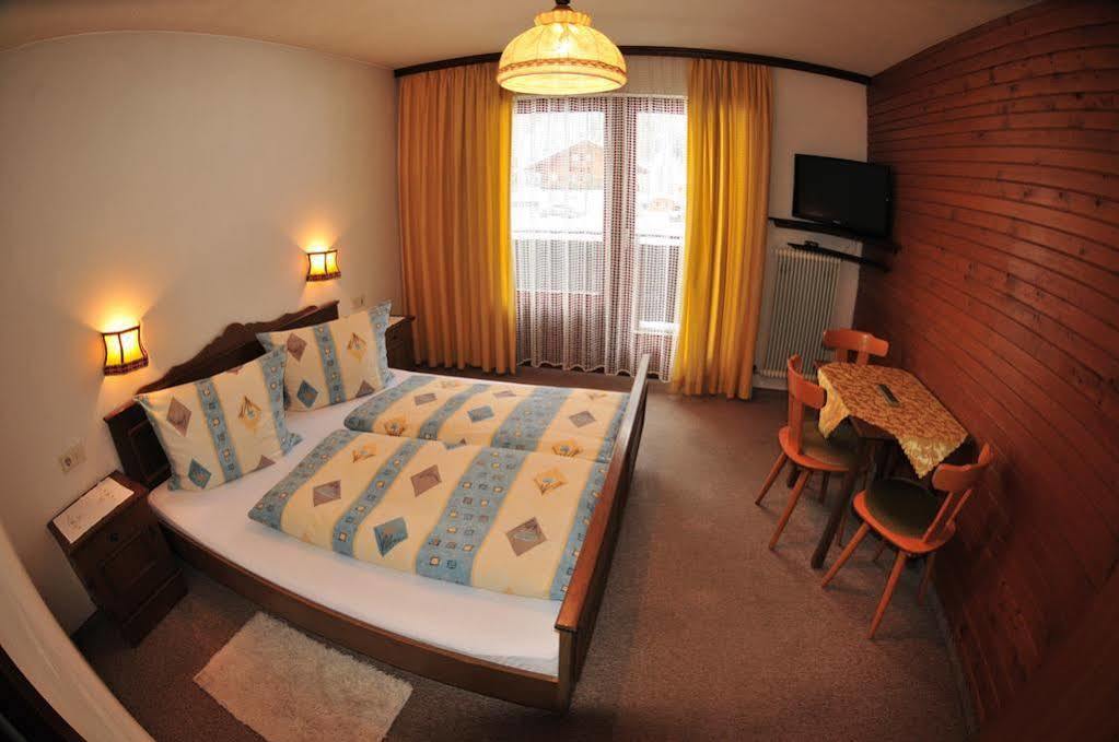 Haus Scheiber Hotel Sankt Jakob in Defereggen Buitenkant foto